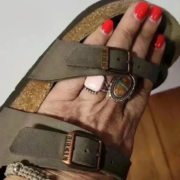 Birkenstock size 39 womens size 8-8.5 - Picture 4 of 9